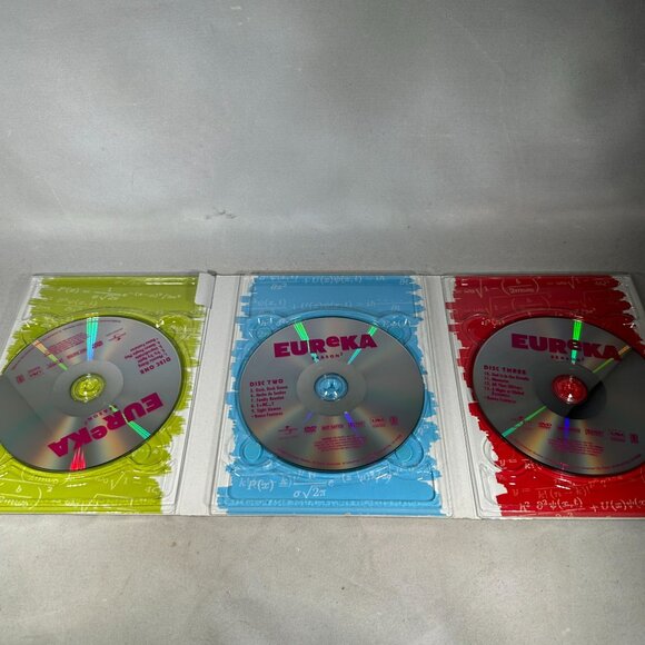 Eureka Season 2 DVD Not Rated Sci Fi Series 2007 Universal Studios 3 Disc Set - Picture 4 of 6